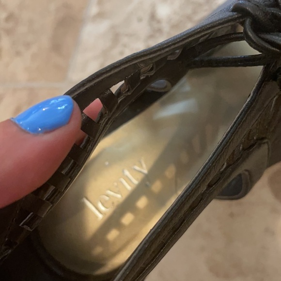 Women’s Levity High Heels - Picture 5 of 6